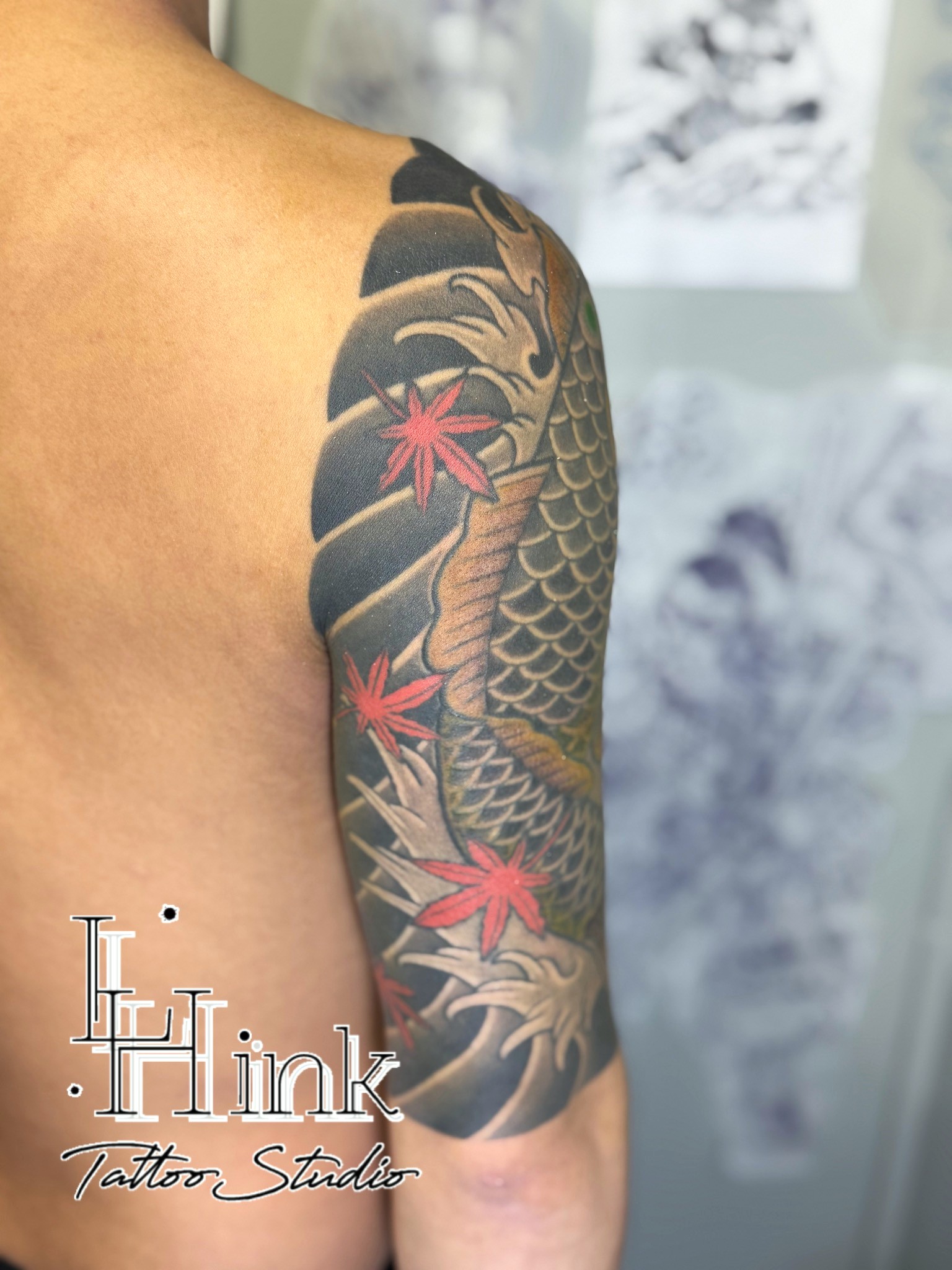 東京吉祥寺のタトゥースタジオLH ink Tattoo Studioで施術した 鯉と紅葉