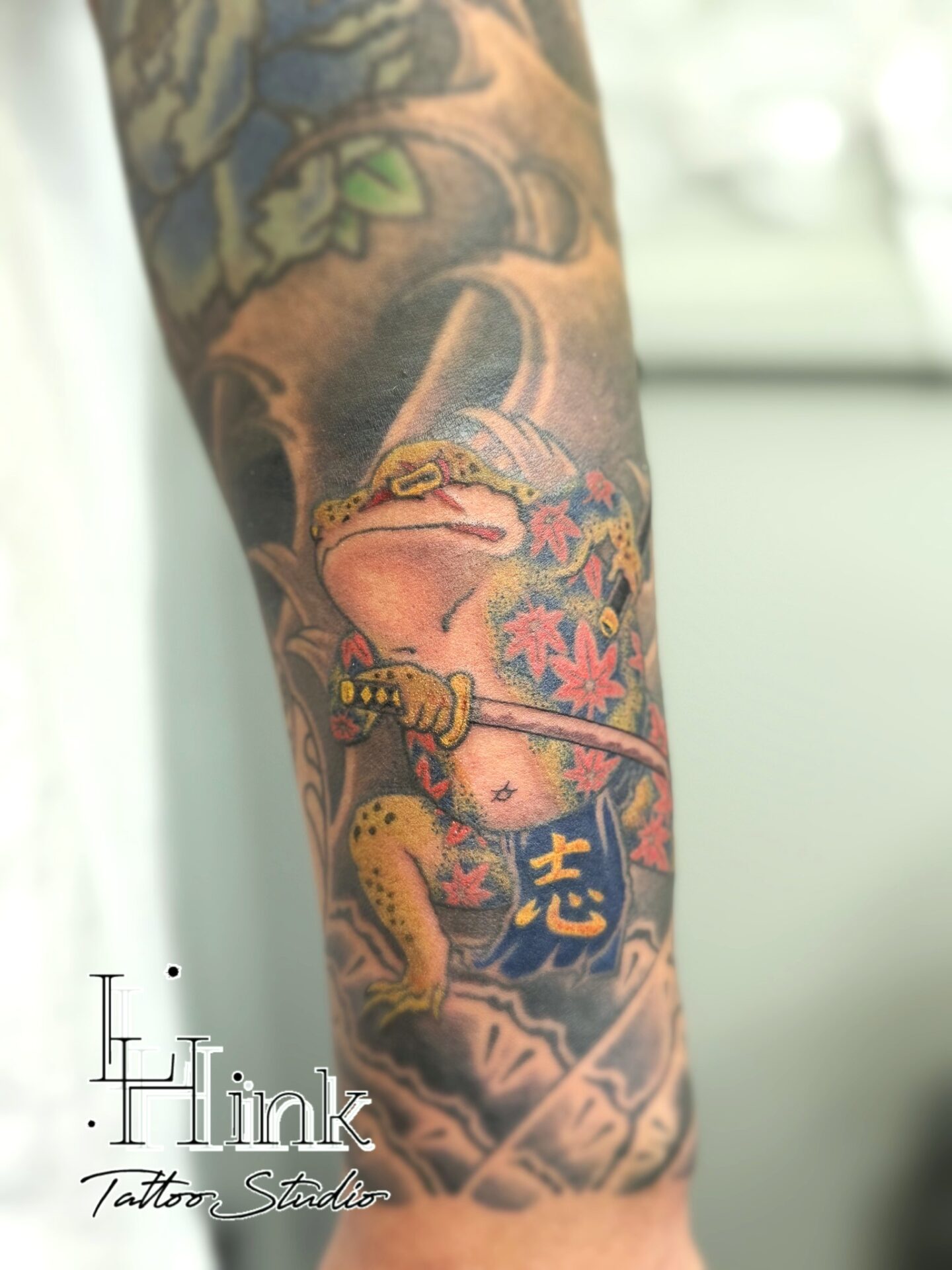 東京吉祥寺のタトゥースタジオLH ink Tattoo Studioで施術した 武士蛙