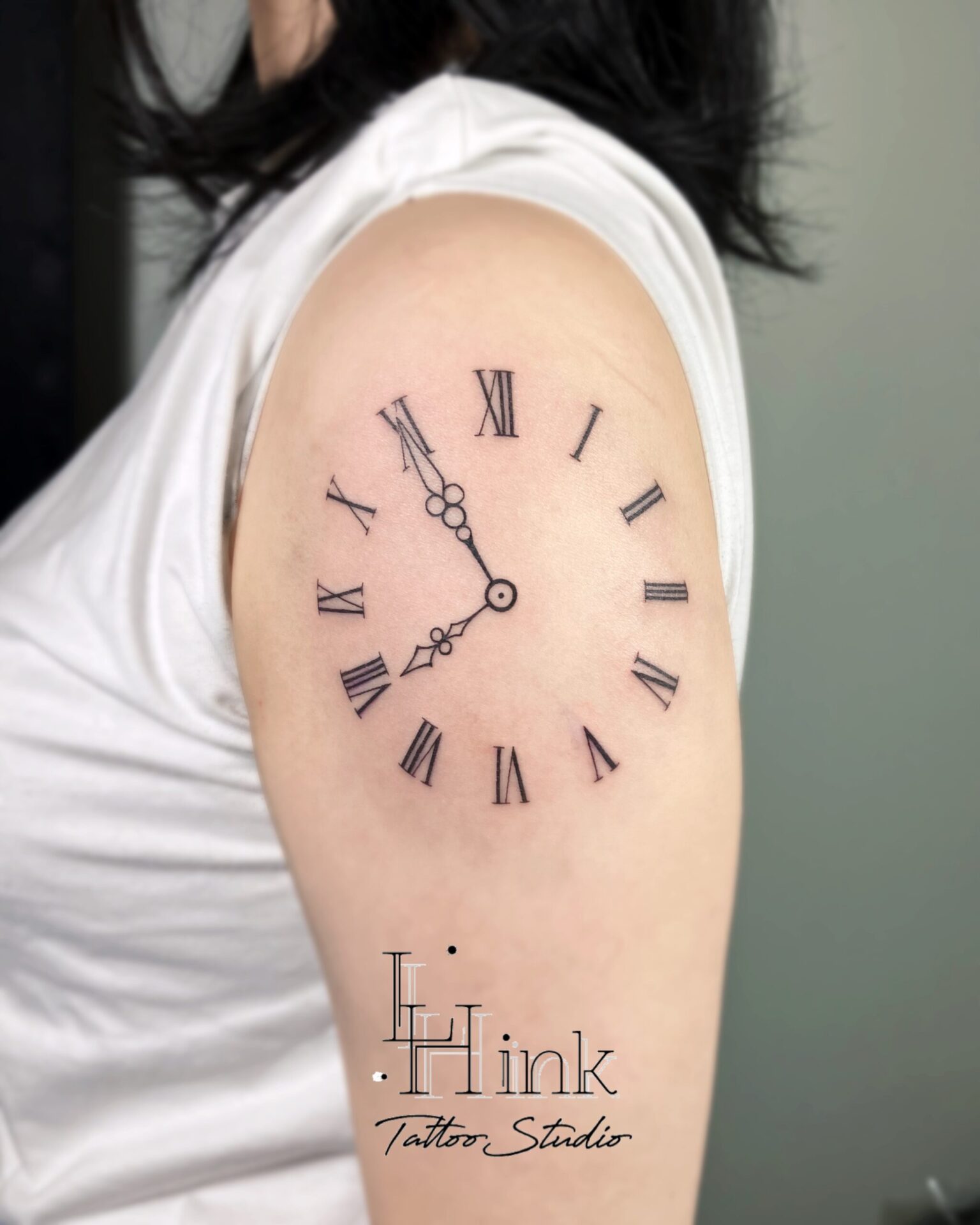 東京吉祥寺のタトゥースタジオLH ink Tattoo Studioで施術した 時計