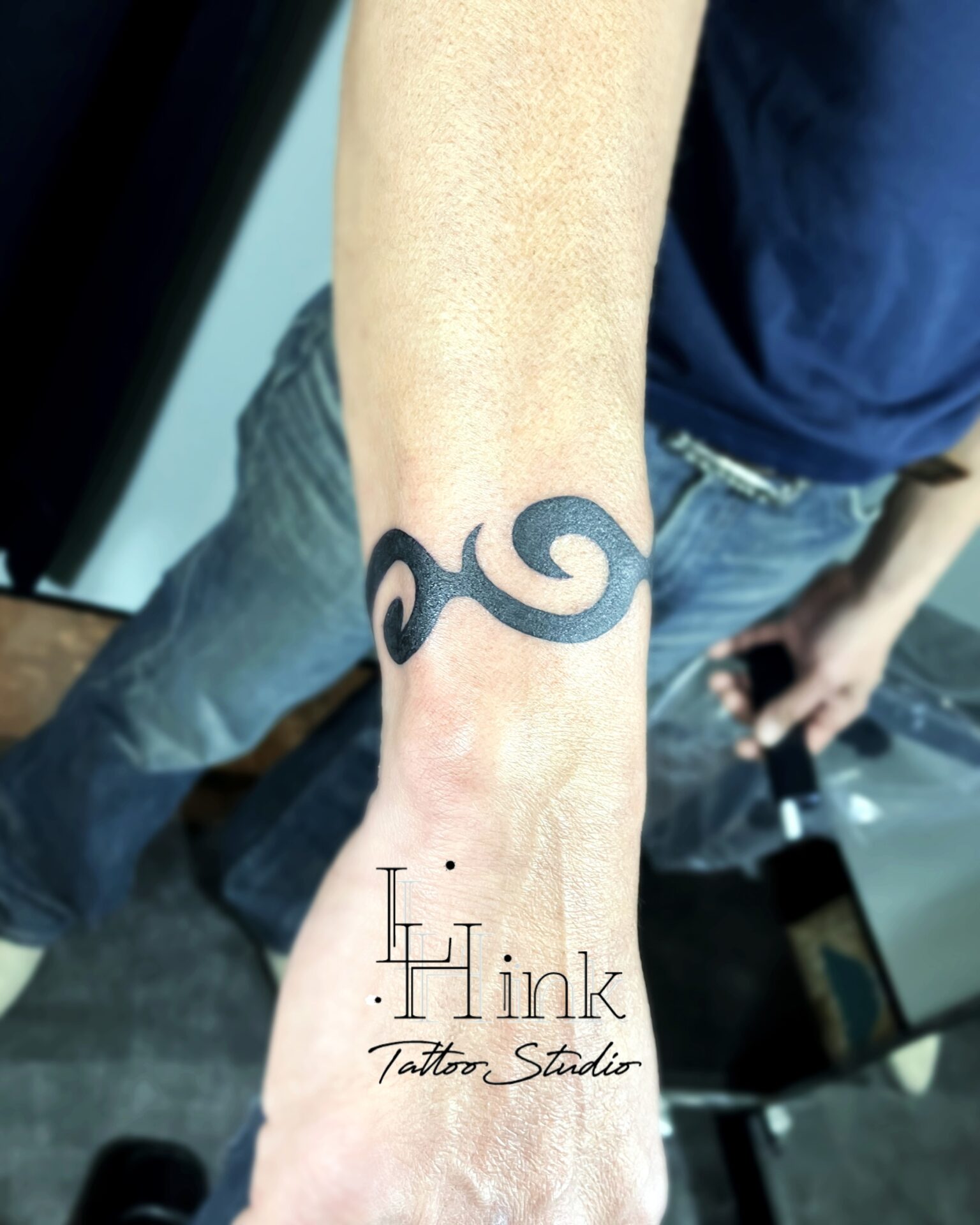 東京吉祥寺のタトゥースタジオLH ink Tattoo Studioで施術した トライバルタトゥー