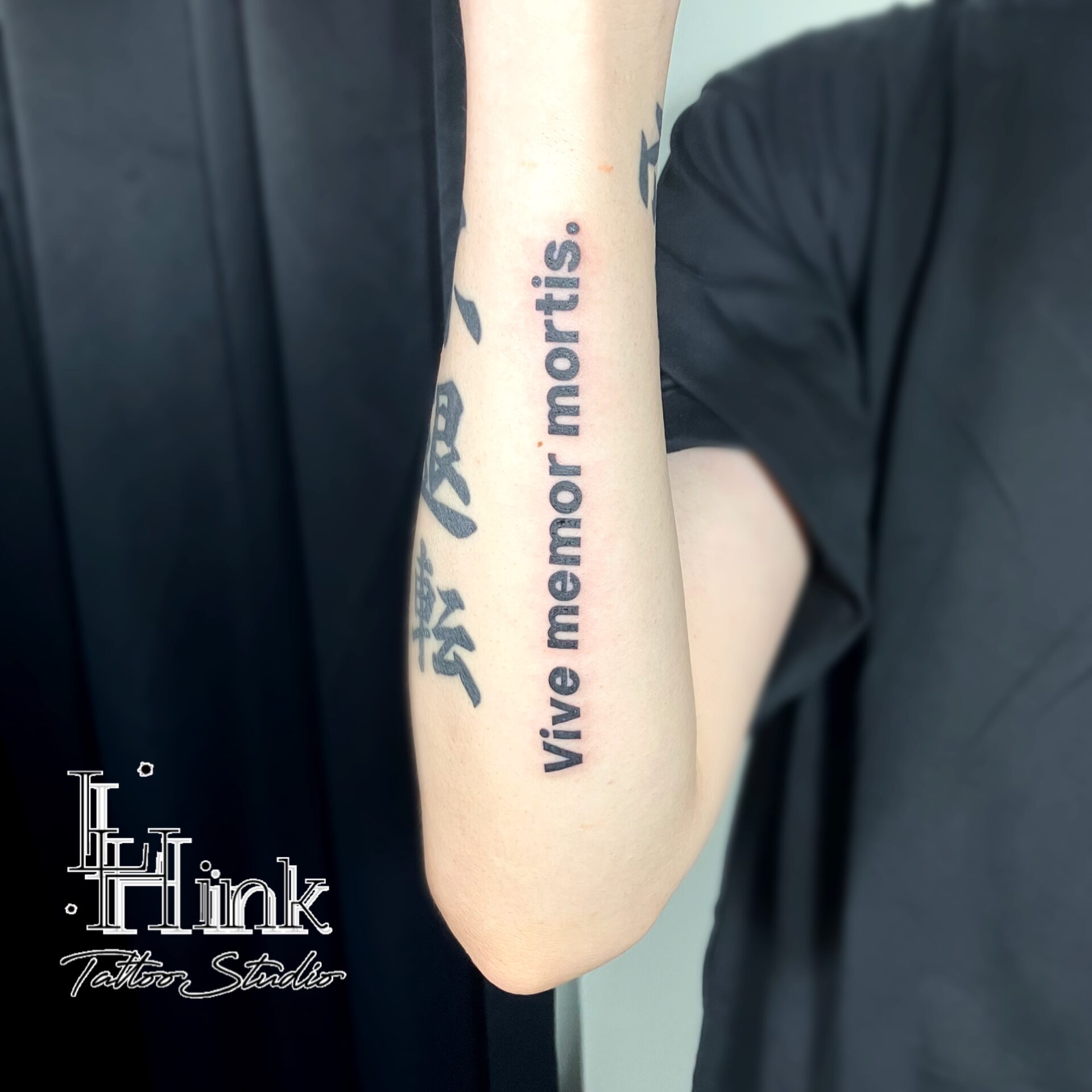 東京吉祥寺のタトゥースタジオLH ink Tattoo Studioで施術した レタリングタトゥー