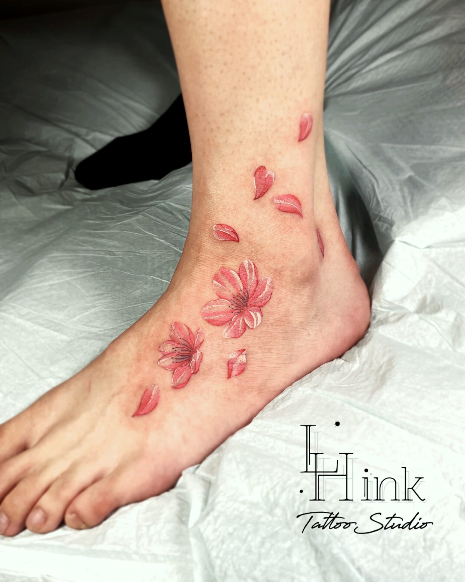 東京吉祥寺のタトゥースタジオLH ink Tattoo Studioで施術した 桜
