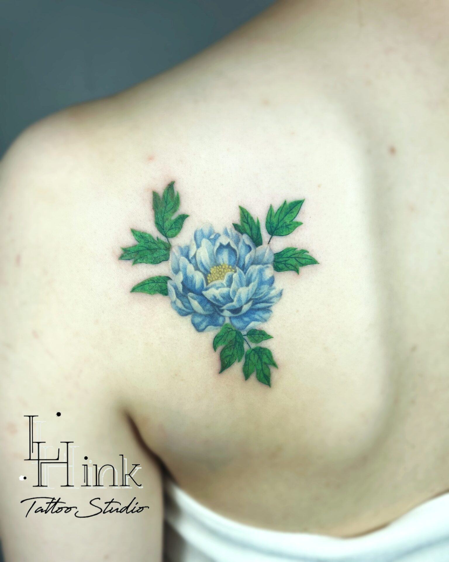 東京吉祥寺のタトゥースタジオLH ink Tattoo Studioで施術した 青い牡丹
