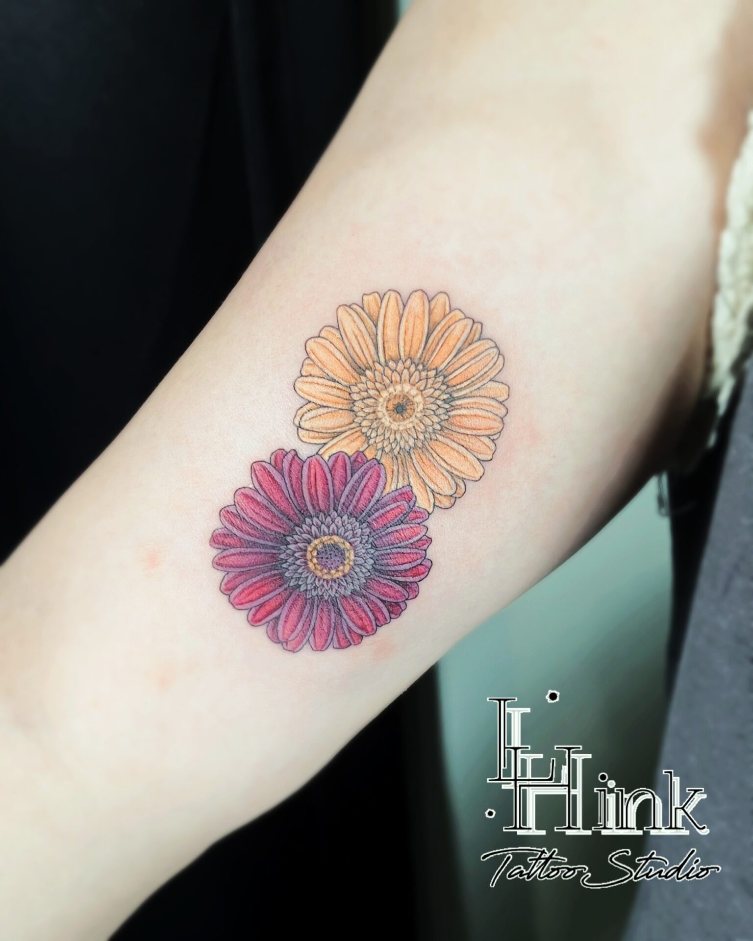 東京吉祥寺のタトゥースタジオLH ink Tattoo Studioで施術した Daisy