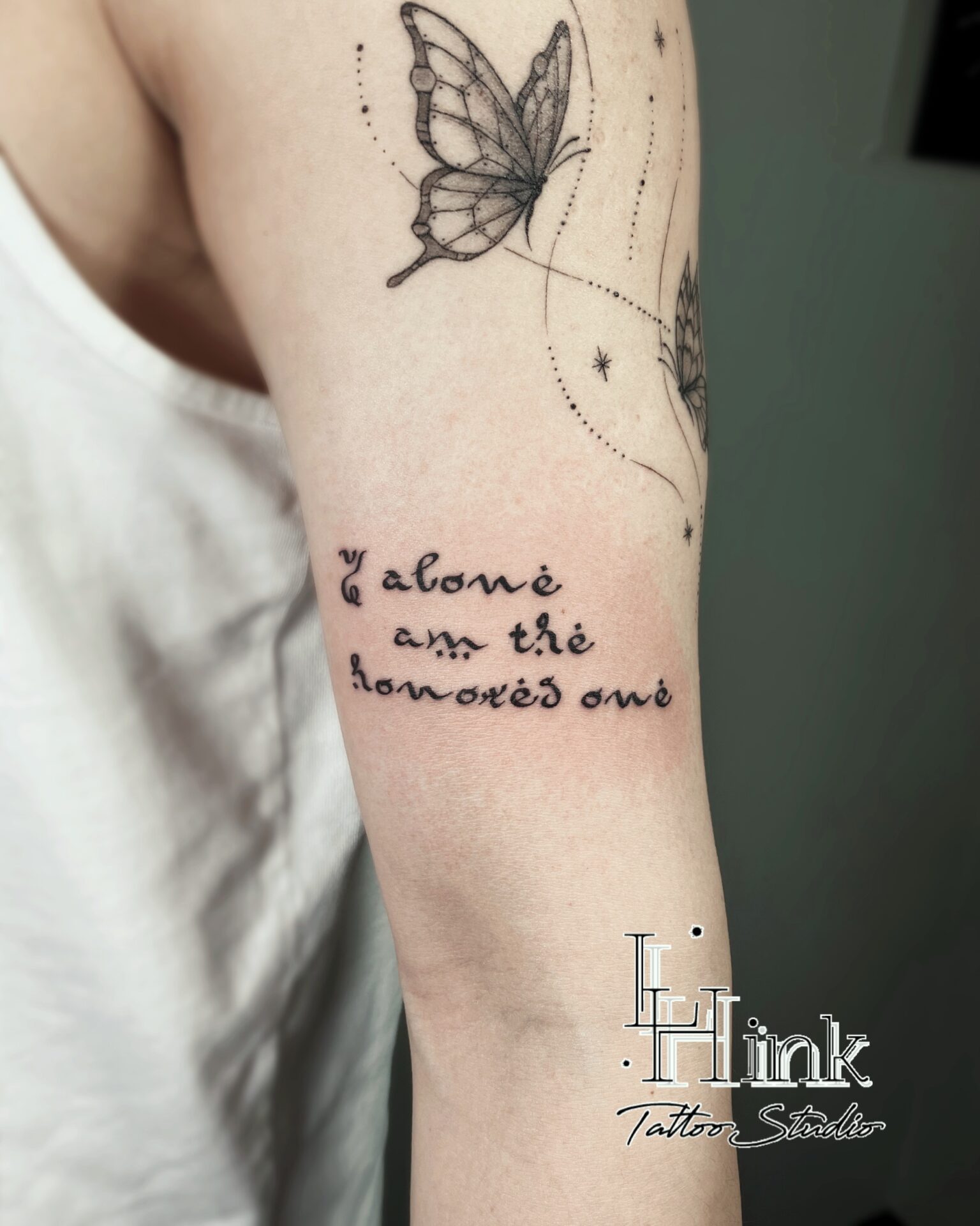 東京吉祥寺のタトゥースタジオLH ink Tattoo Studioで施術した レタリングタトゥー