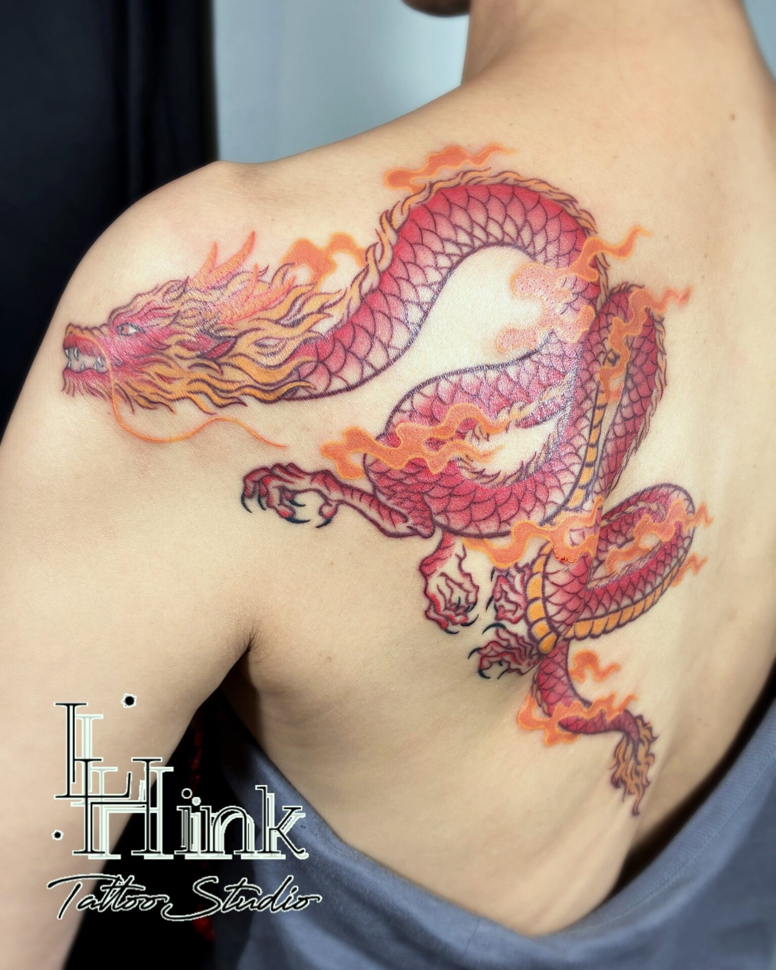 東京吉祥寺のタトゥースタジオLH ink Tattoo Studioで施術した 赤龍