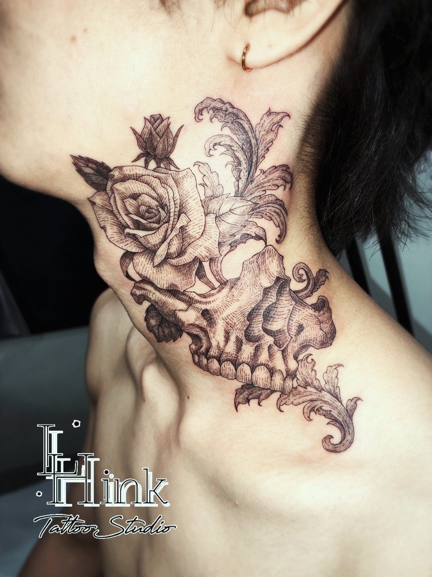 東京吉祥寺のタトゥースタジオLH ink Tattoo Studioで施術した 薔薇と頭蓋骨