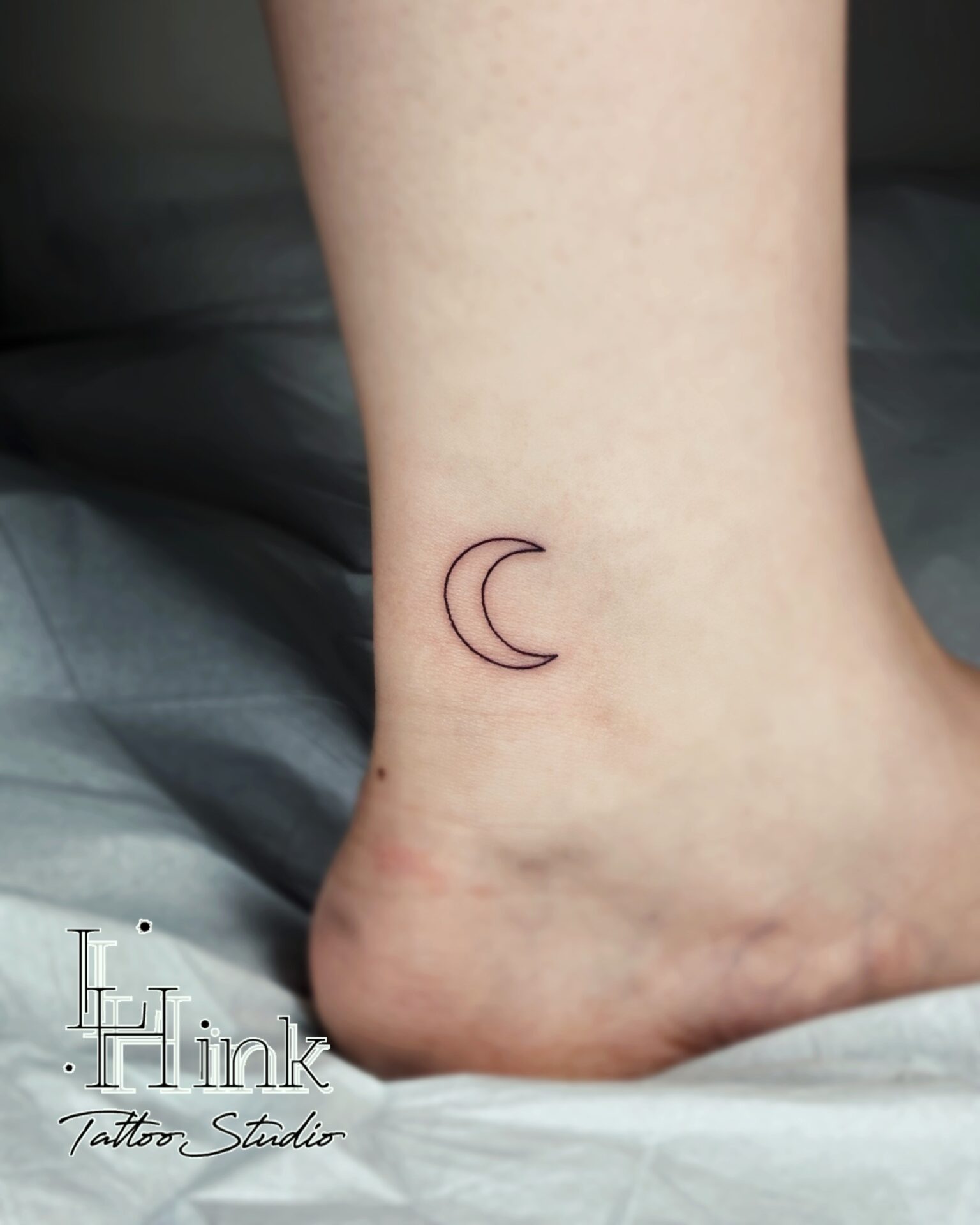Tattoo by LH ink Tattoo Studio Tokyo - Moon